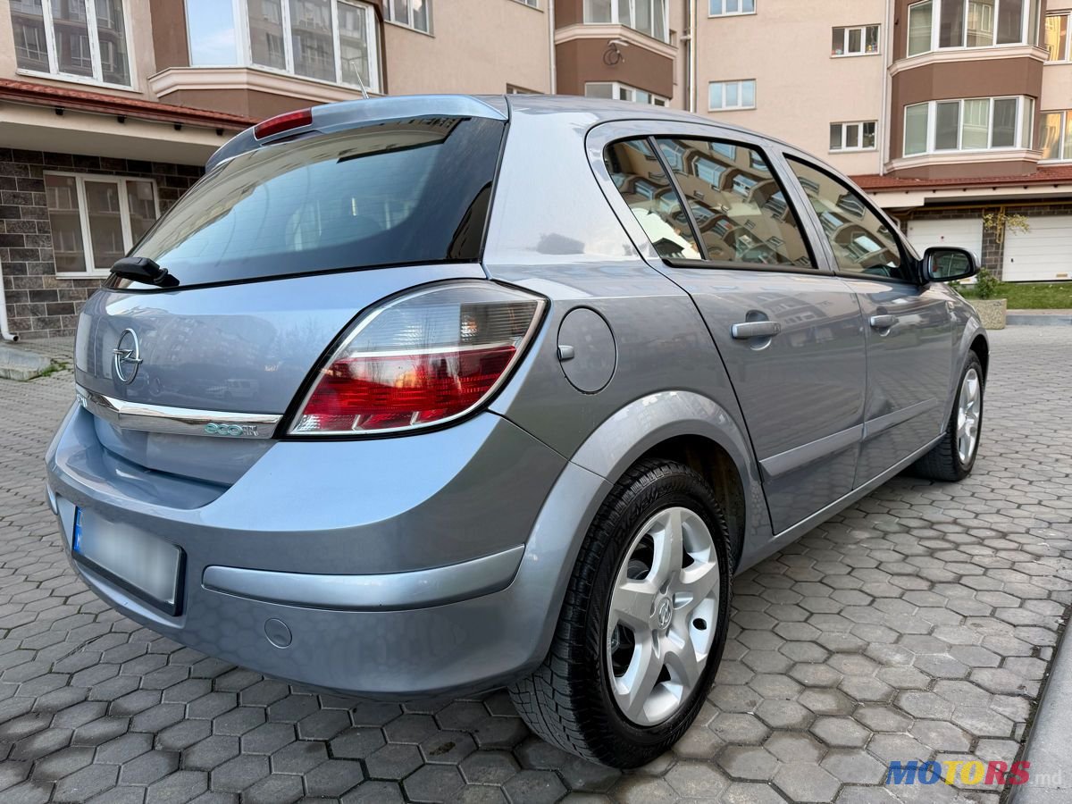 2009' Opel Astra photo #5