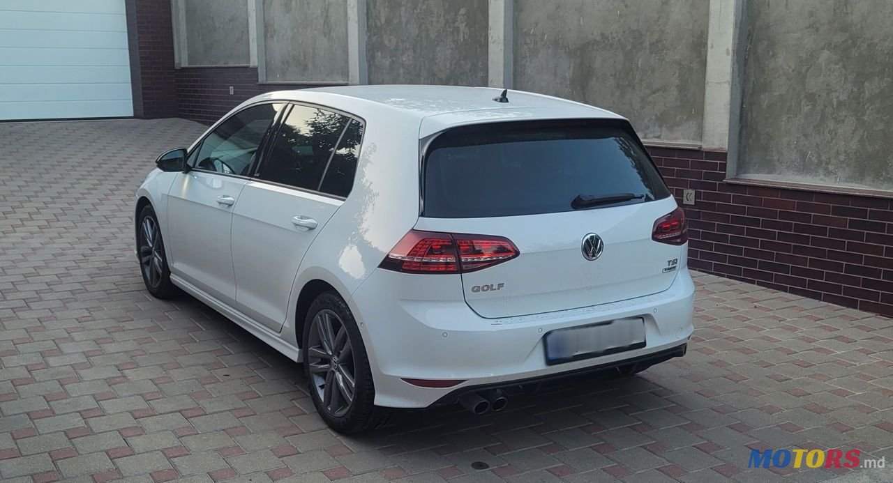 2007' Volkswagen Golf photo #1