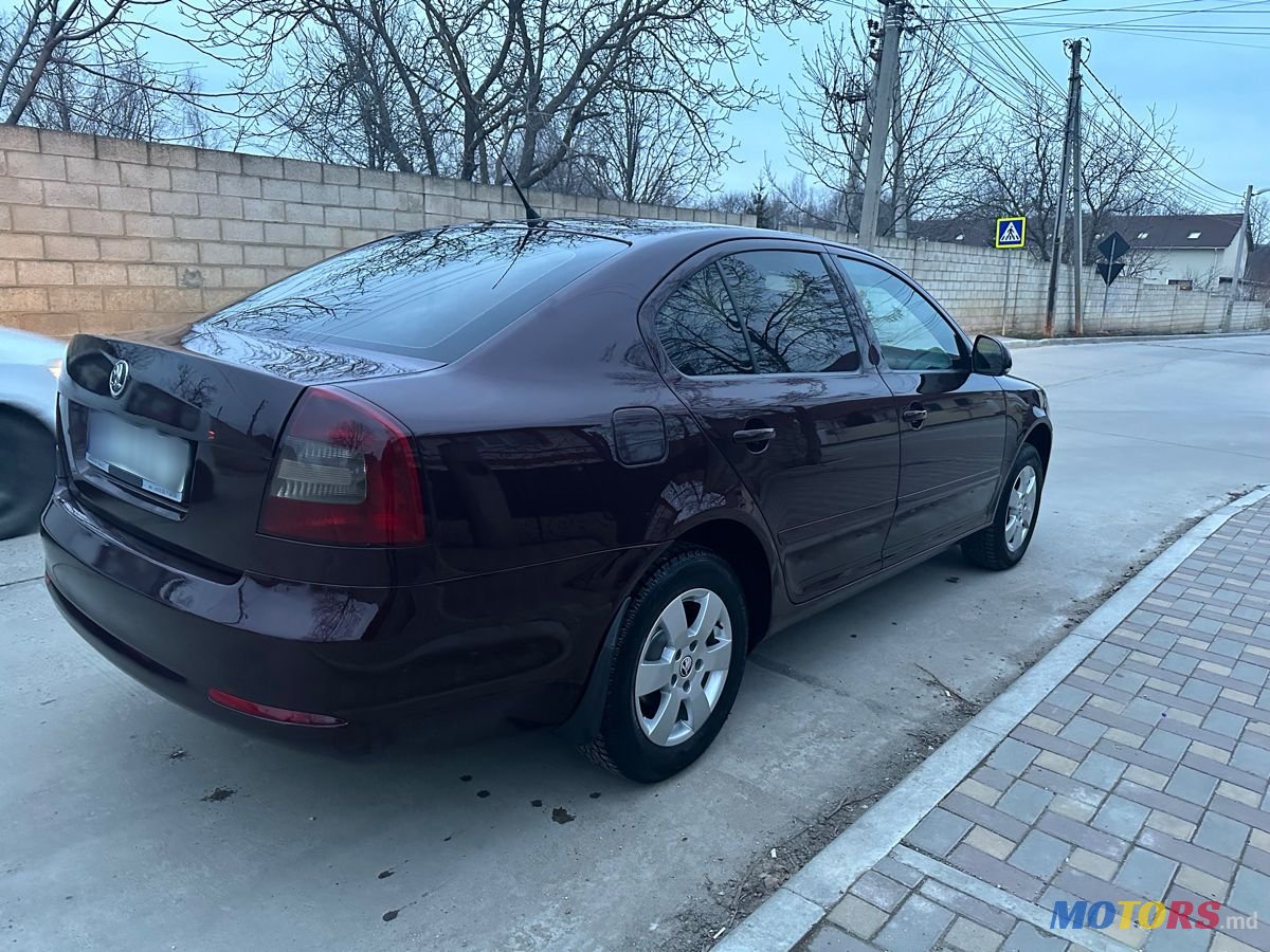 2009' Skoda Octavia photo #2