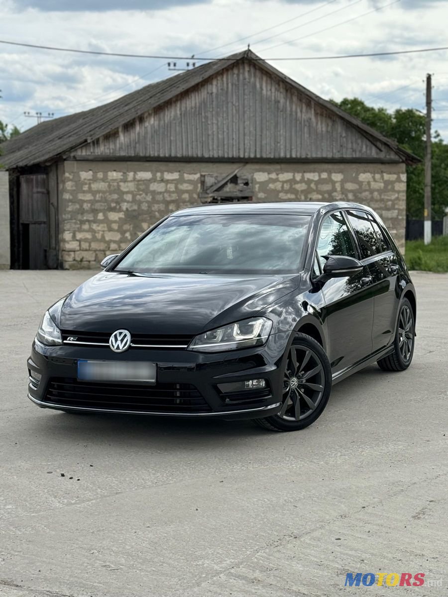 2015' Volkswagen Golf photo #1