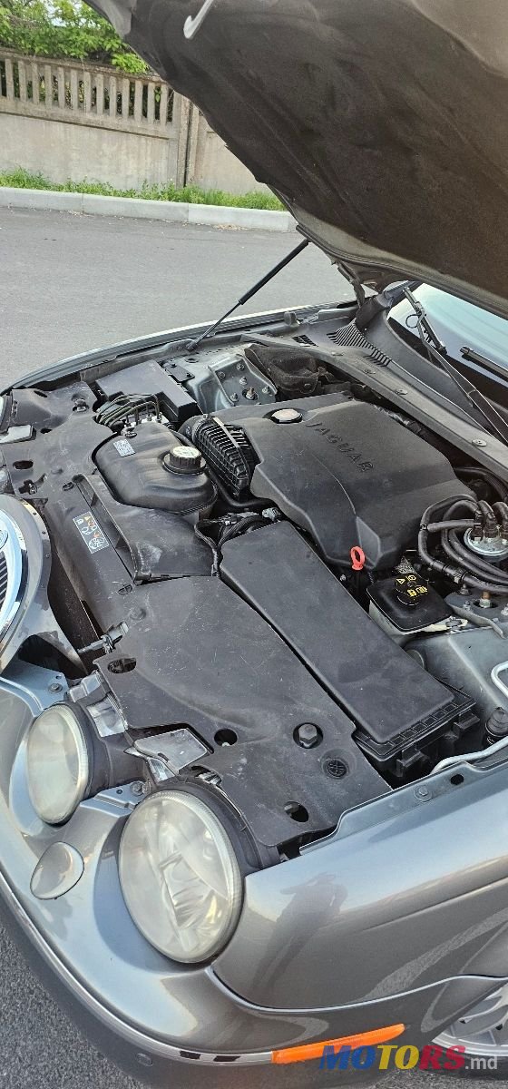 2004' Jaguar S-Type photo #6