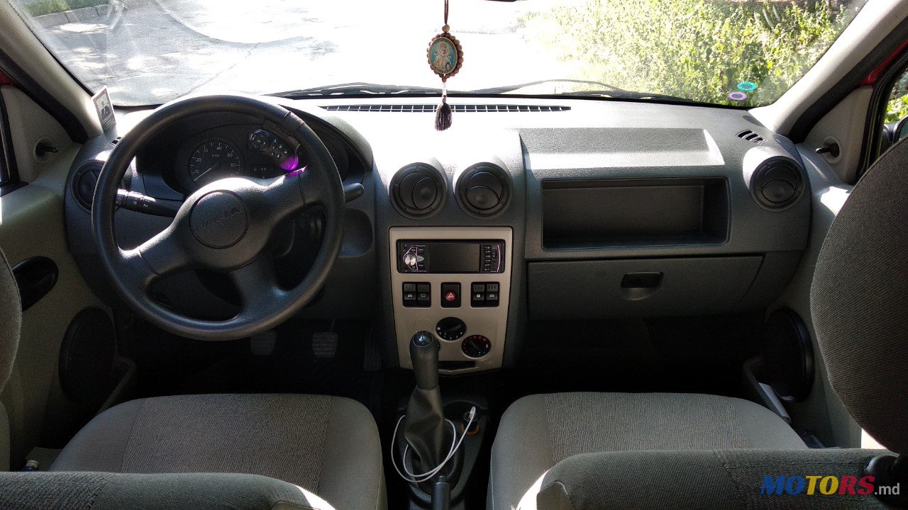 2007' Dacia Logan photo #4