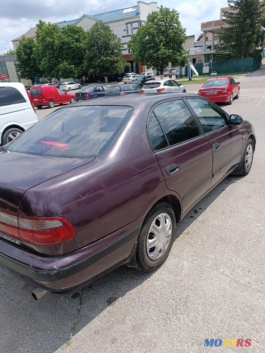 1992' Toyota Carina photo #3