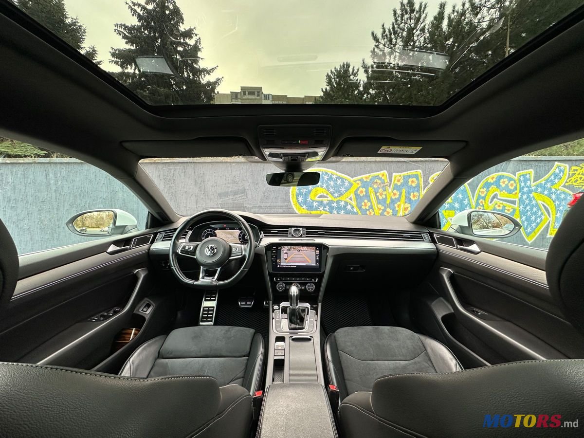 2019' Volkswagen Arteon photo #5