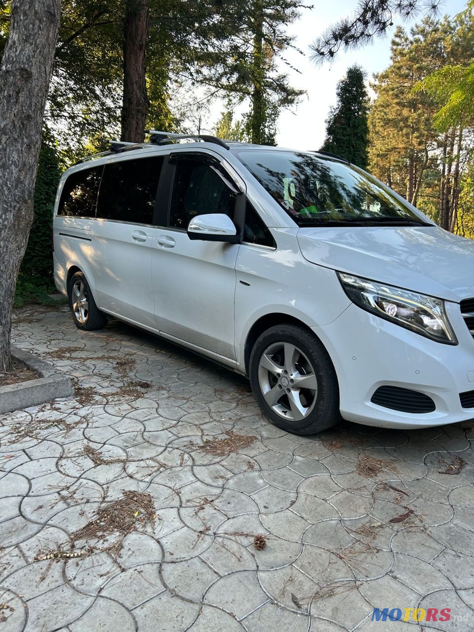 2015' Mercedes-Benz V Класс photo #3