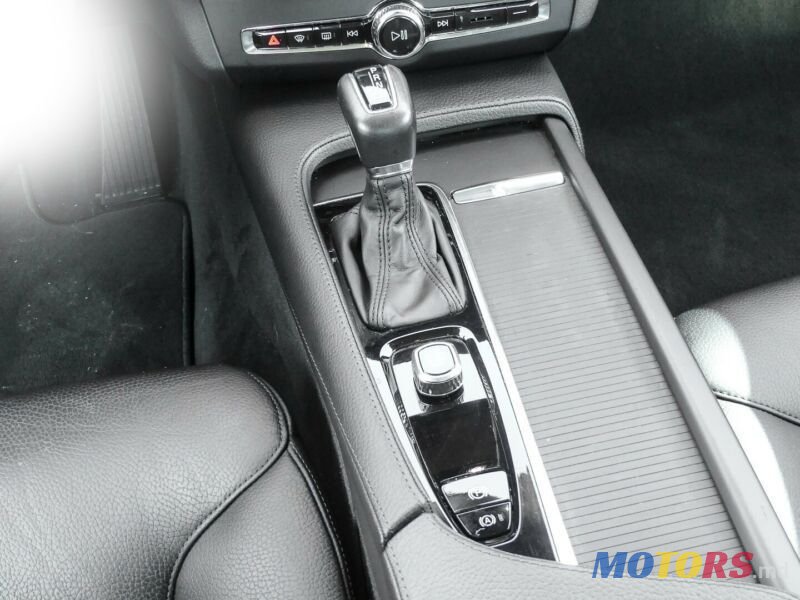 2018' Volvo V90 photo #2