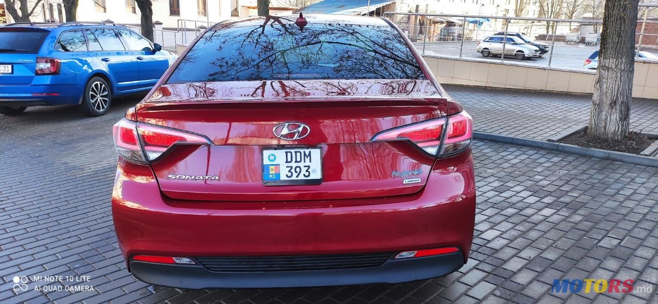 2015' Hyundai Sonata photo #3
