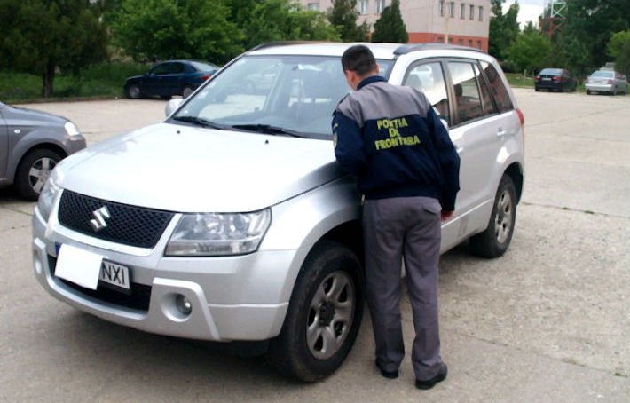 Большинство угнанных автомобилей поступает в Молдову из Италии