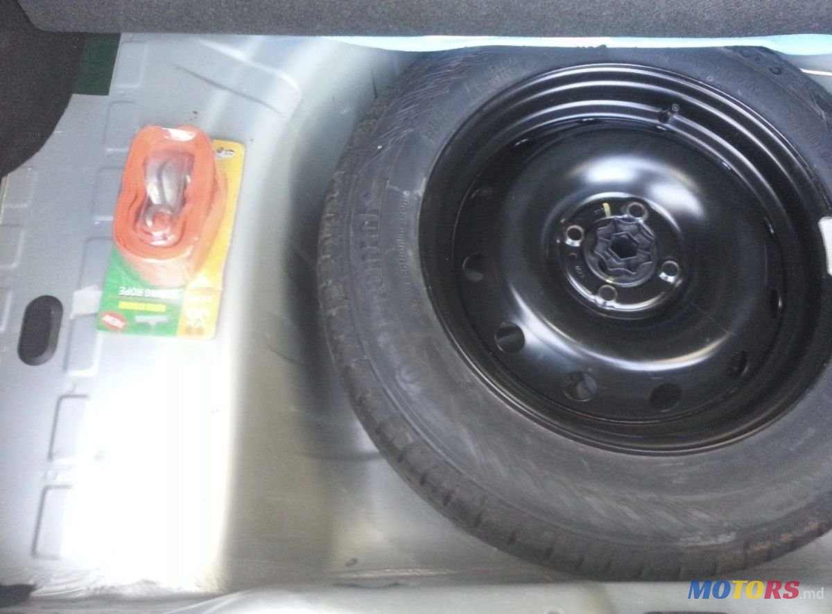 2007' Dacia Logan photo #4