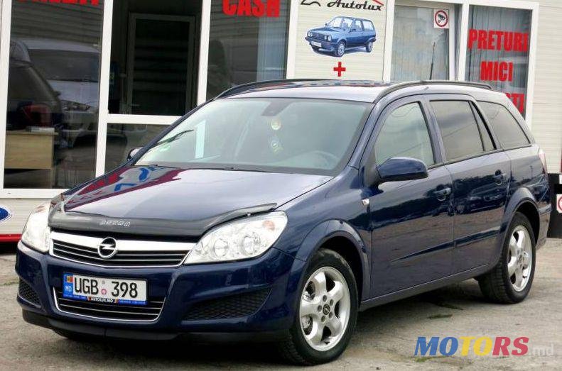 2008' Opel Astra photo #2