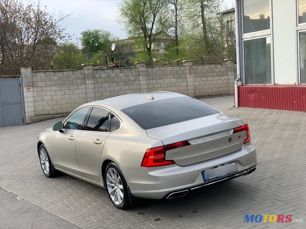 2017' Volvo S90 photo #4