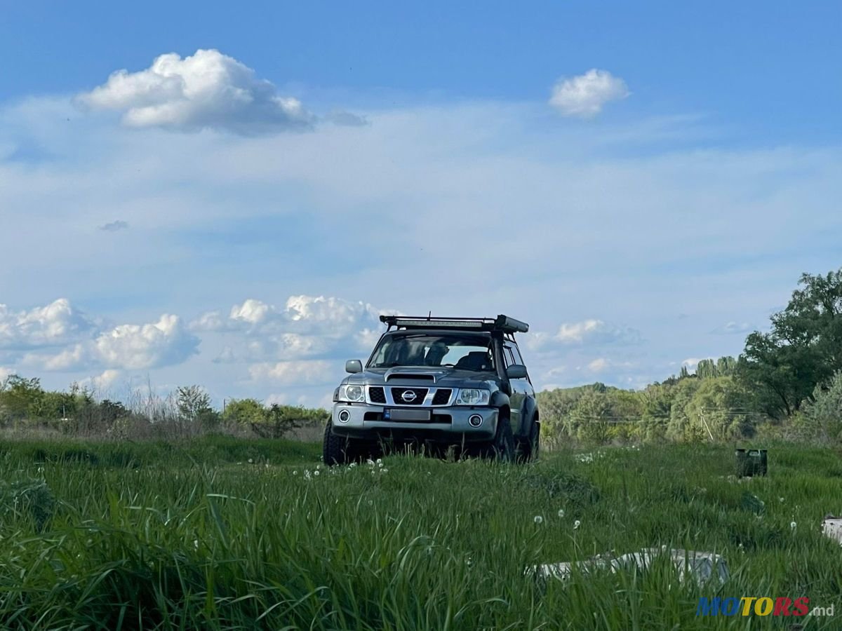 2005' Nissan Patrol photo #1