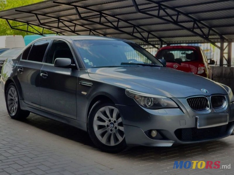 2005' BMW 5 Series photo #2