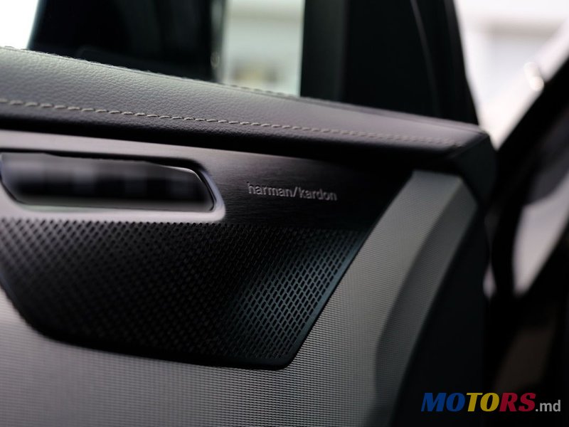 2022' Volvo XC90 photo #4