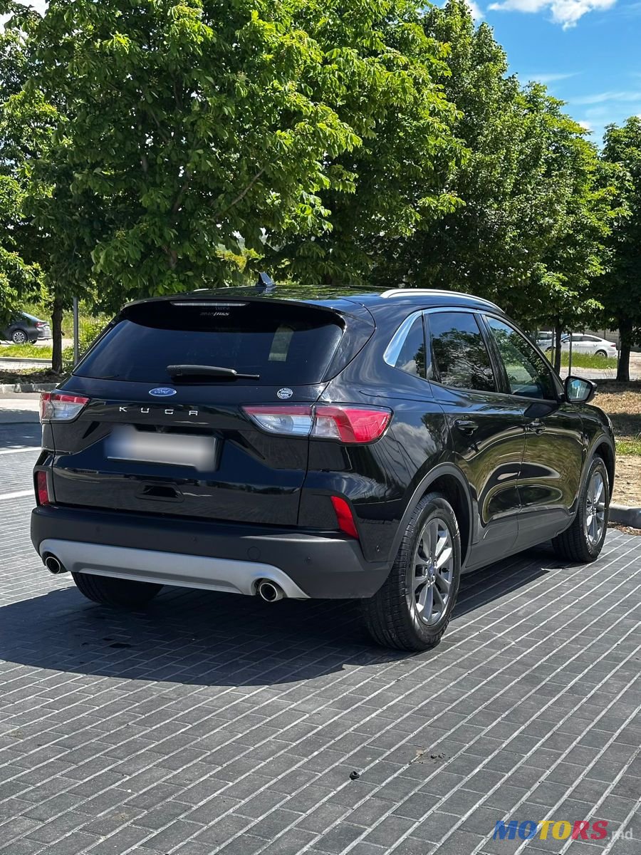 2015' Ford Kuga photo #4
