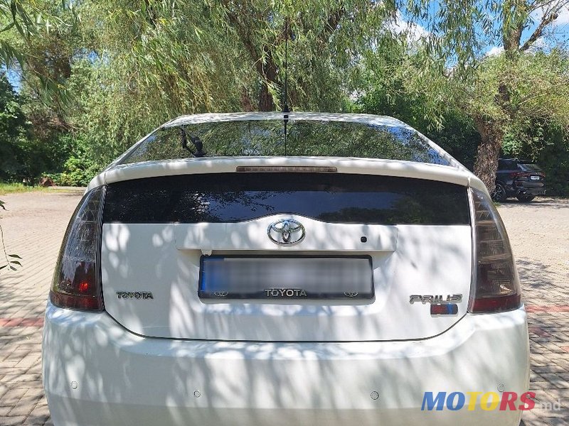 2008' Toyota Prius photo #4
