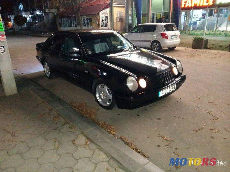 1999' Mercedes-Benz E photo #2