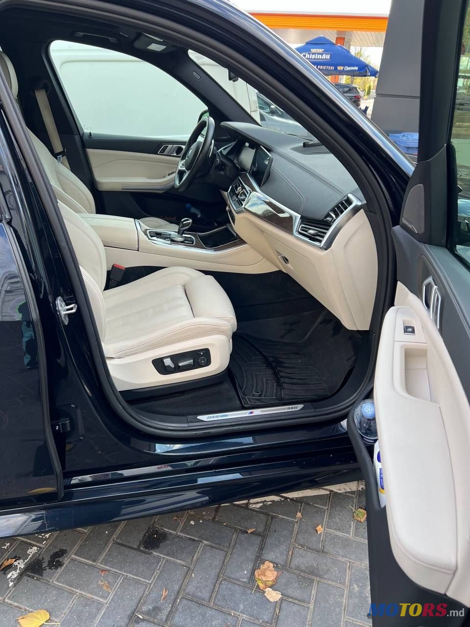 2021' BMW X5 photo #4