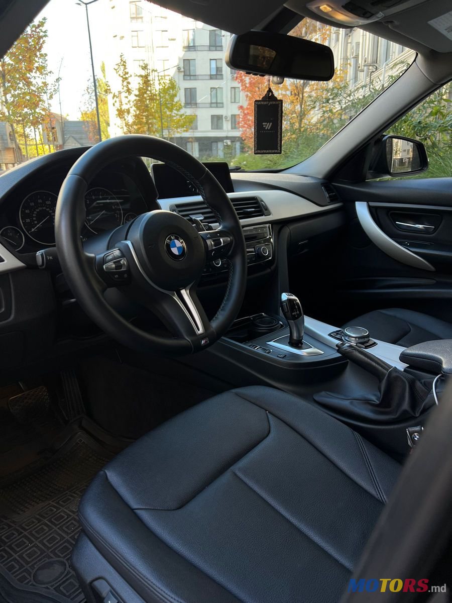 2016' BMW 3 Series photo #6