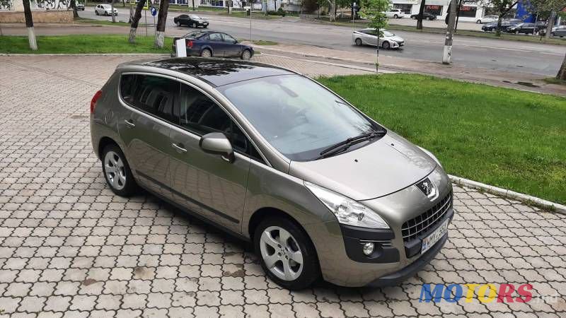 2011' Peugeot 3008 photo #3