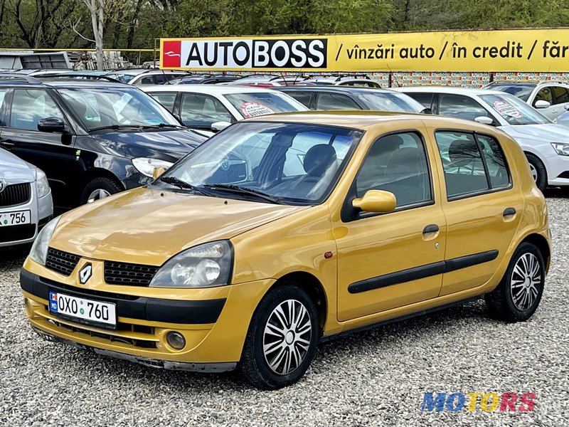 2002' Renault Clio photo #1