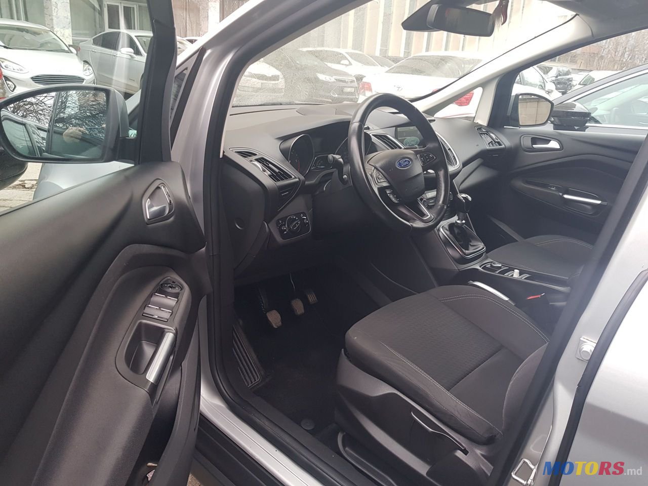 2015' Ford C-MAX photo #6