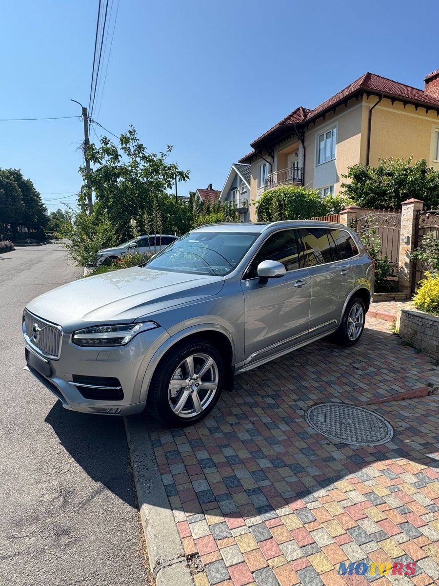 2019' Volvo XC90 photo #5
