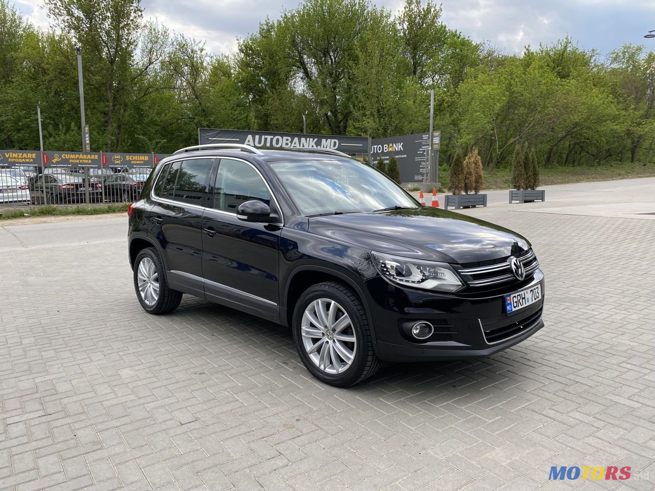 2013' Volkswagen Tiguan photo #3