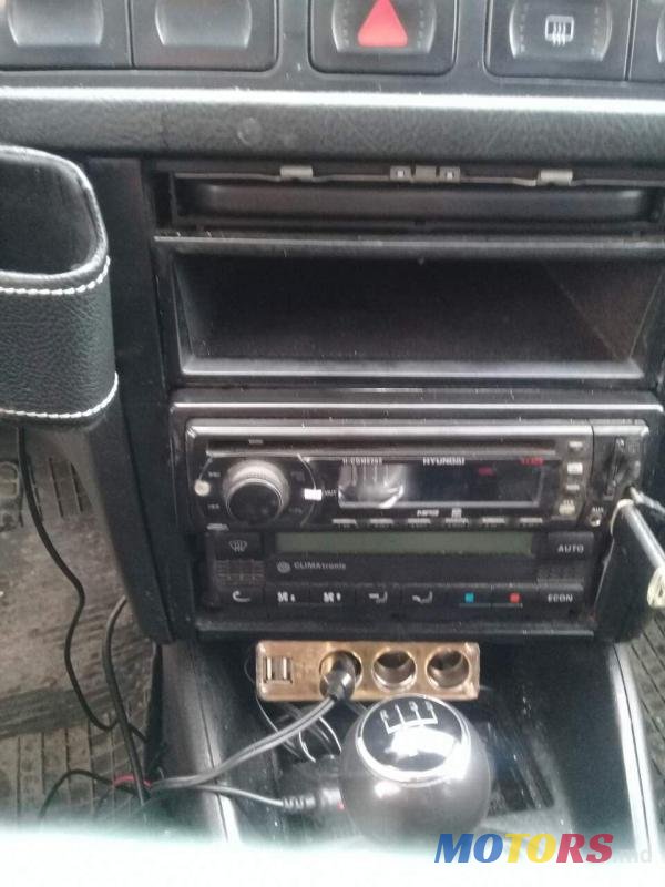 2000' Volkswagen Golf photo #3