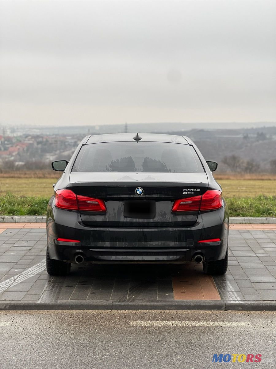 2018' BMW 5 Series photo #5