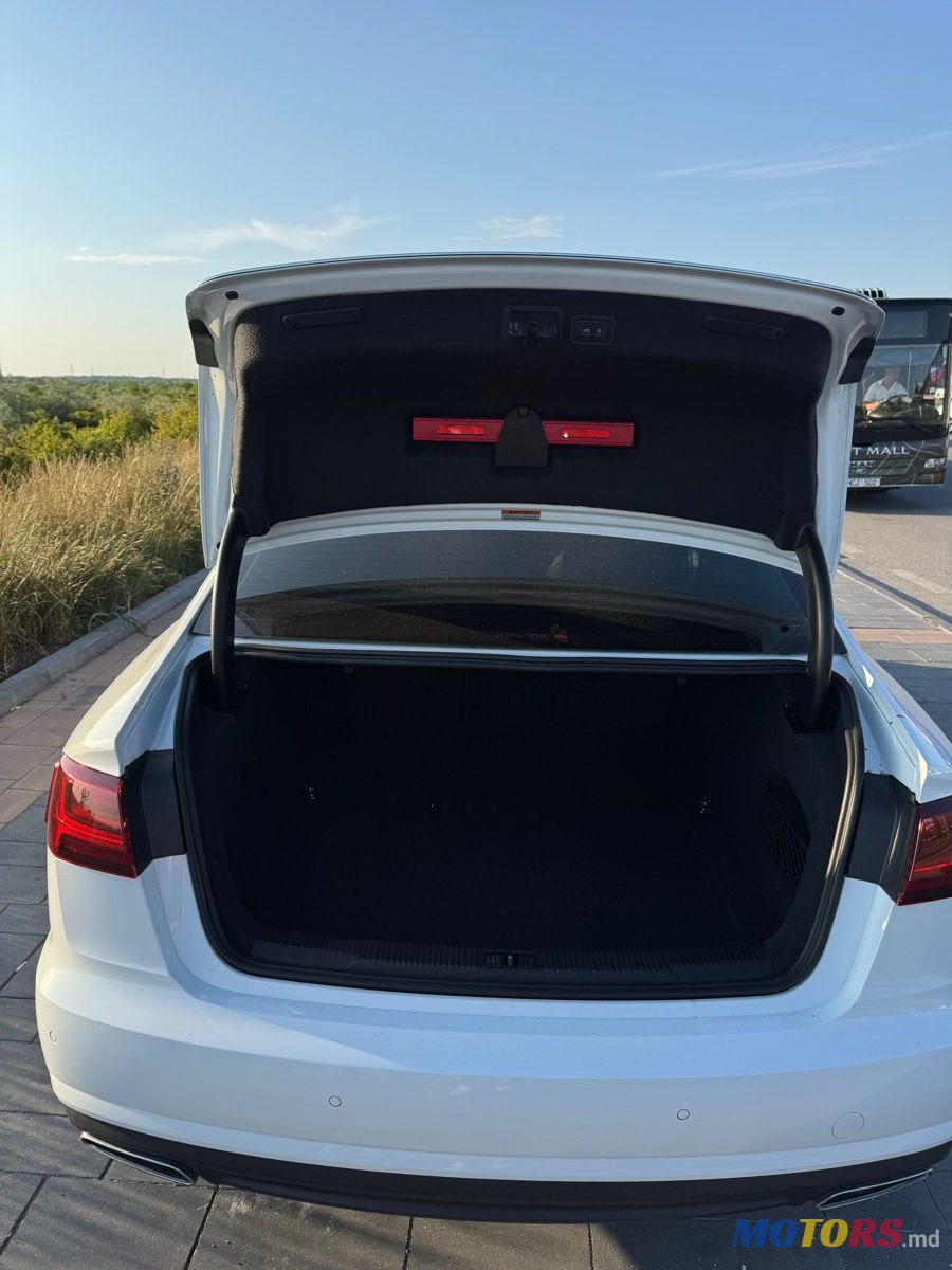 2017' Audi A6 photo #4