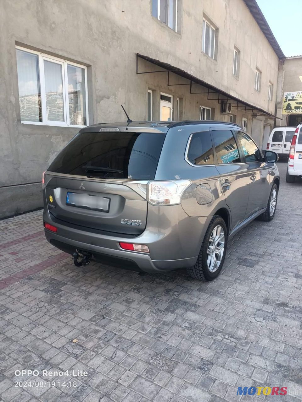 2014' Mitsubishi Outlander photo #6