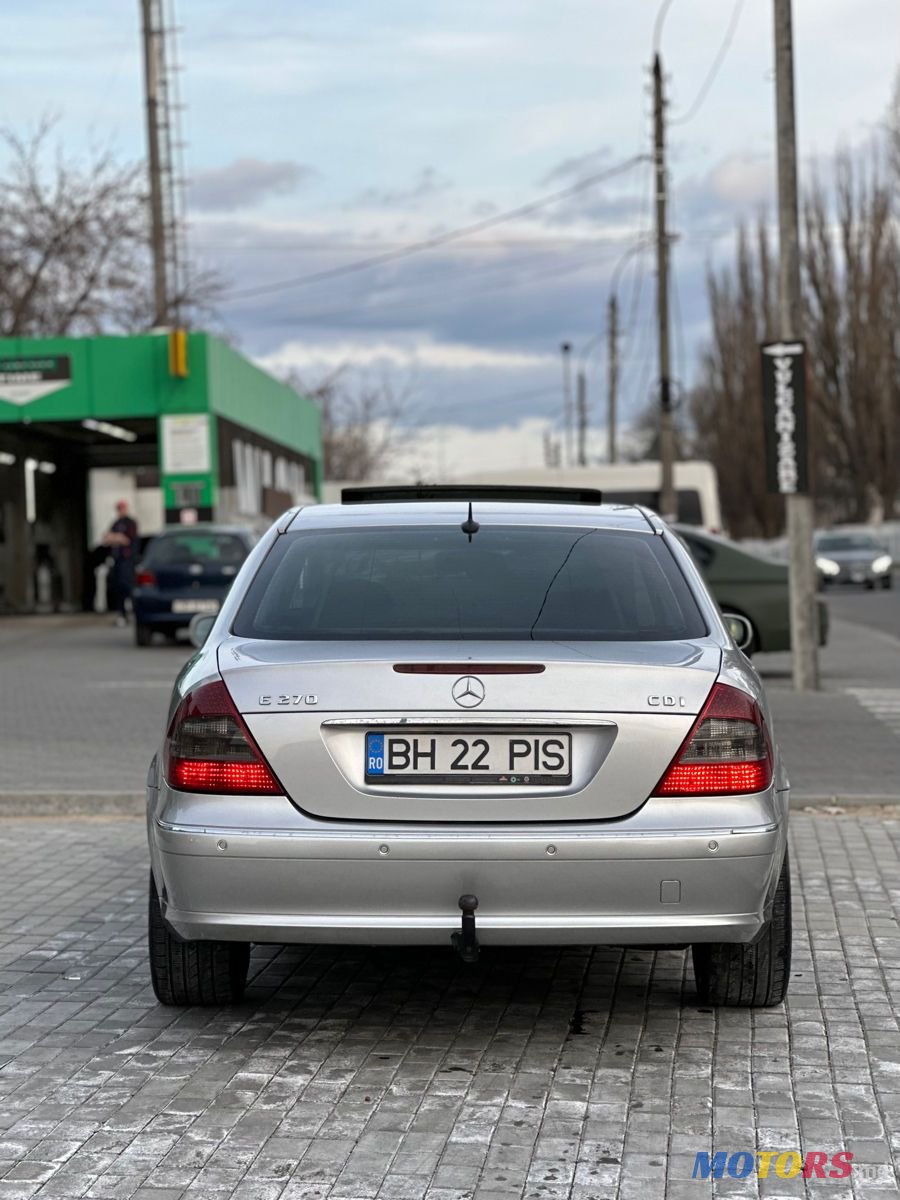 2005' Mercedes-Benz E Класс photo #6