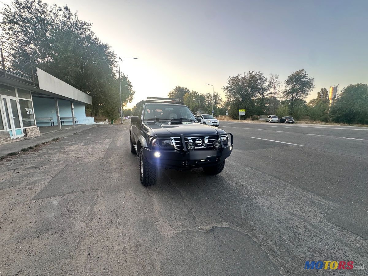 2004' Nissan Patrol photo #2