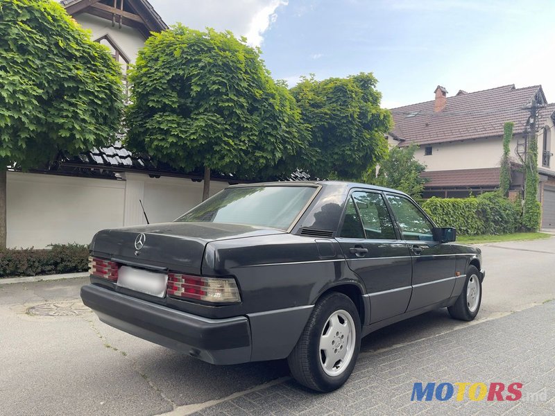 1990' Mercedes-Benz 190 photo #3