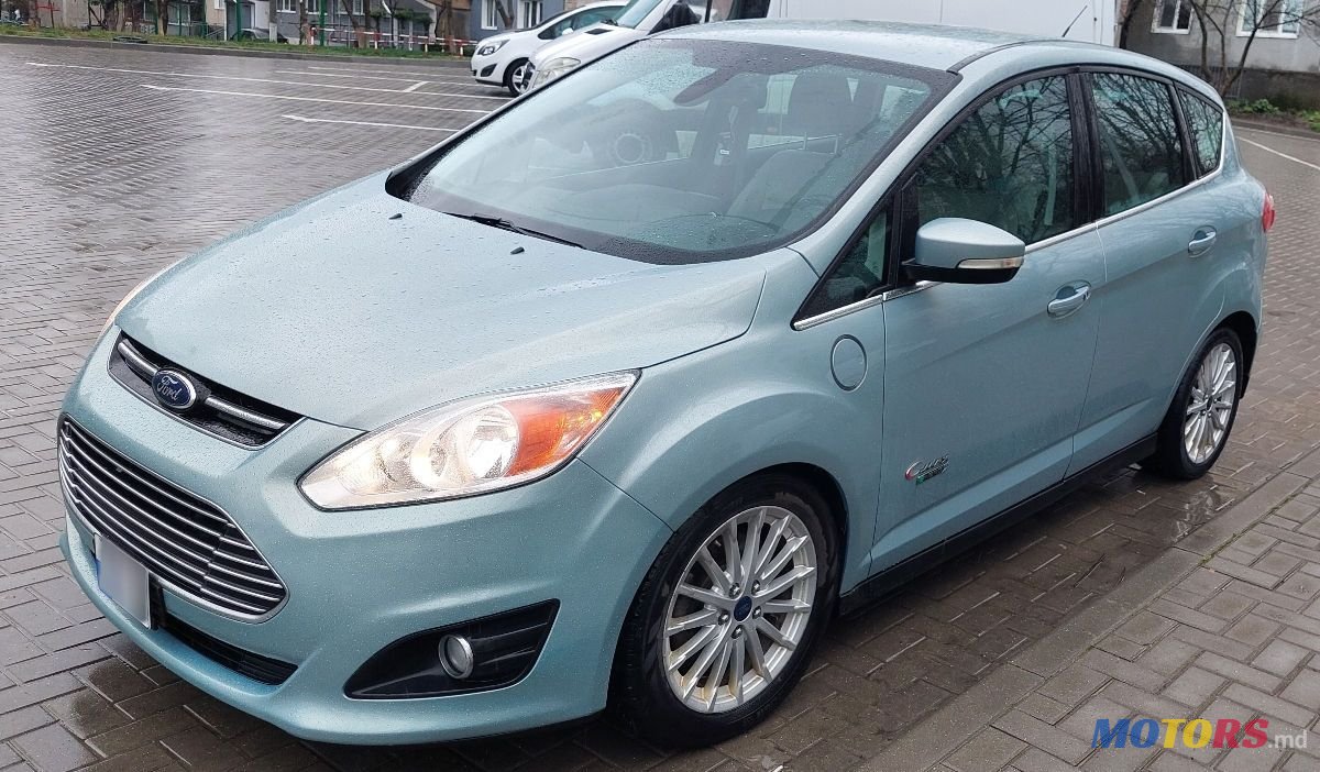 2013' Ford C-MAX photo #6