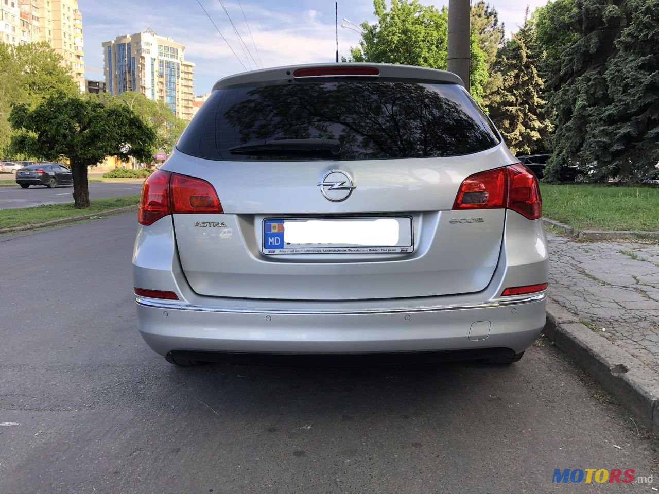 2013' Opel Astra photo #5