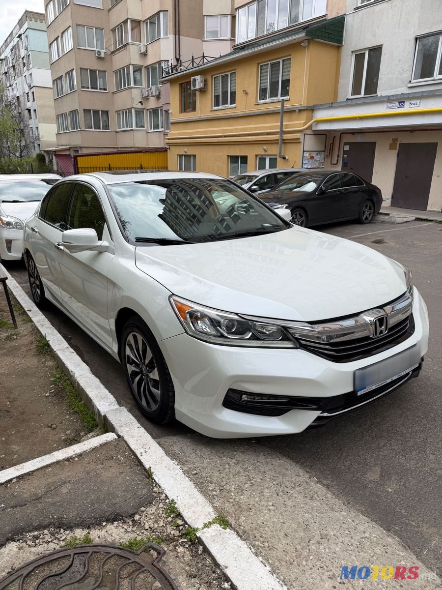 2017' Honda Accord photo #2