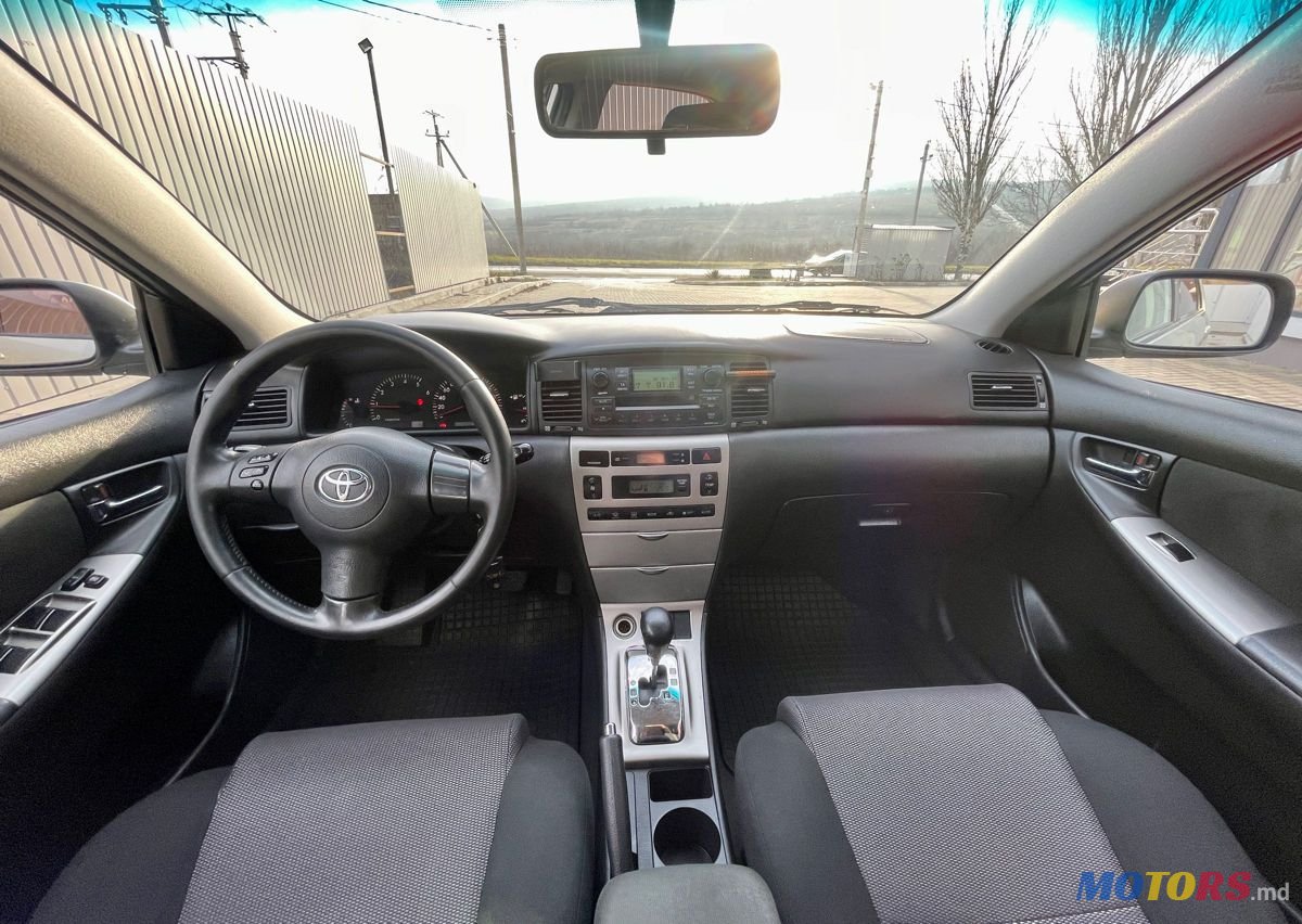 2006' Toyota Corolla photo #2