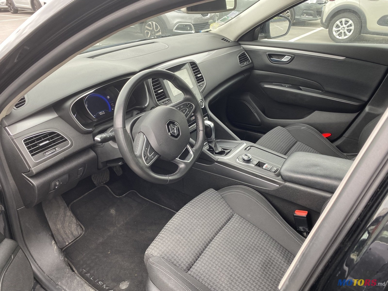 2017' Renault Talisman photo #6