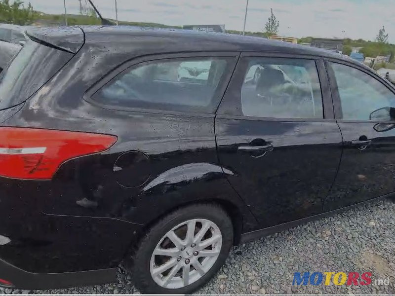 2016' Ford Focus photo #2