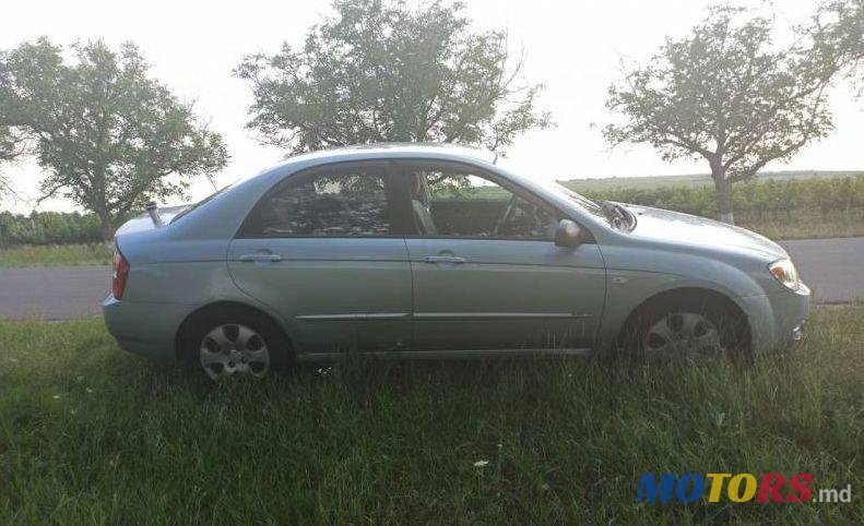 2005' Kia Cerato photo #1