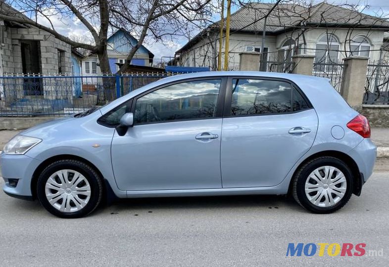 2007' Toyota Auris photo #4