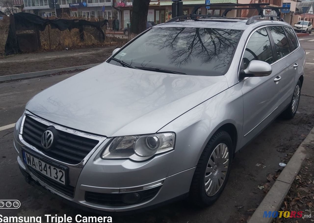 2005' Volkswagen Passat photo #1