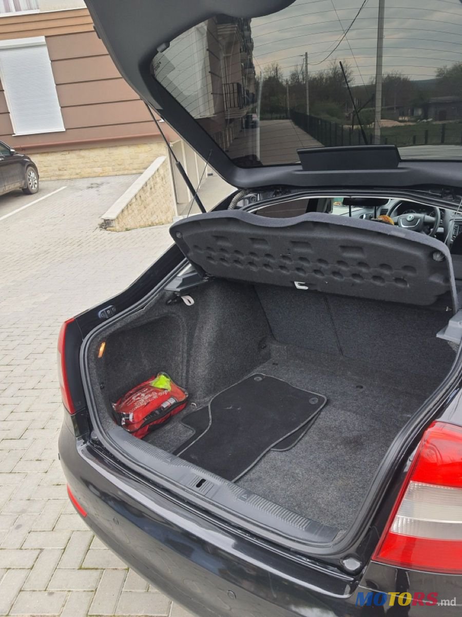 2010' Skoda Octavia photo #3
