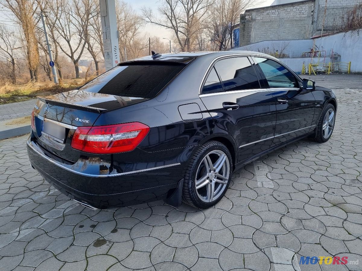 2012' Mercedes-Benz E-Class photo #1