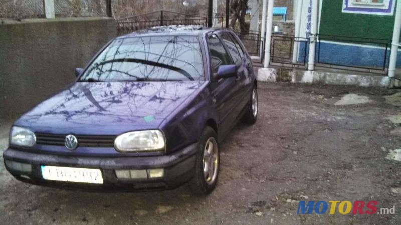 1995' Volkswagen Golf photo #1