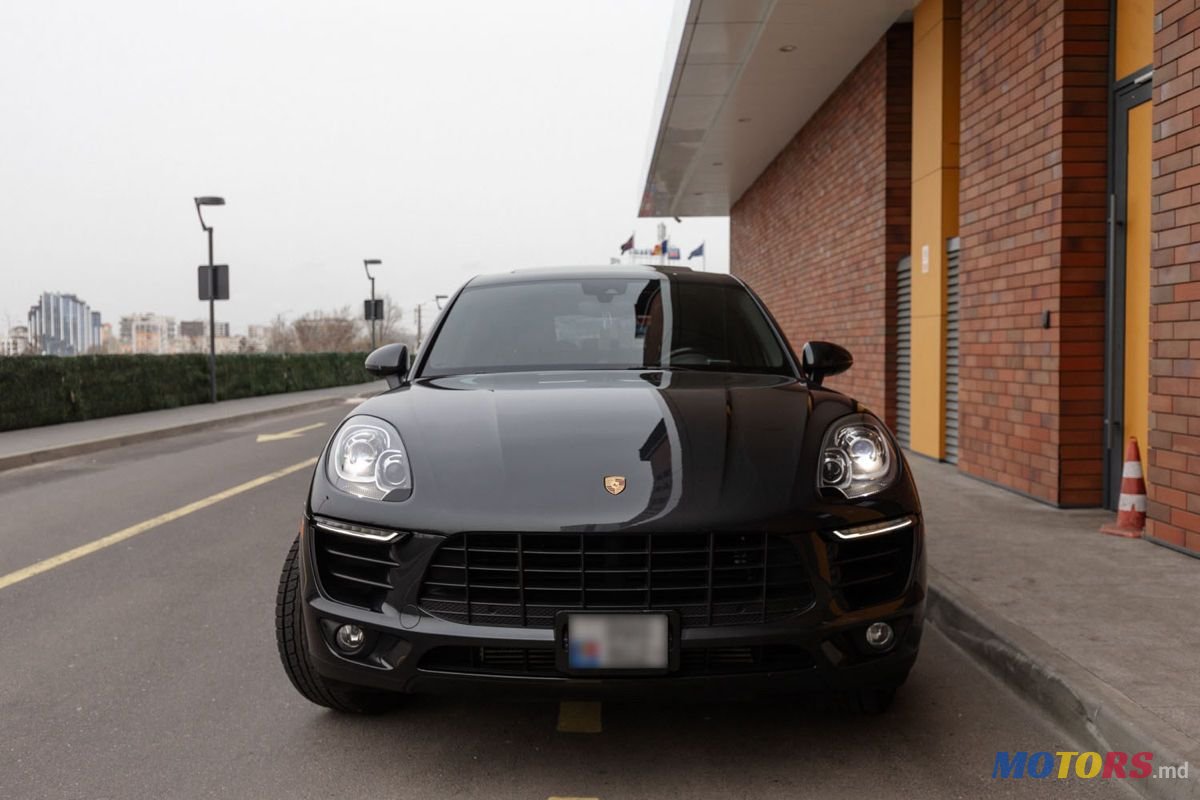 2017' Porsche Macan photo #6