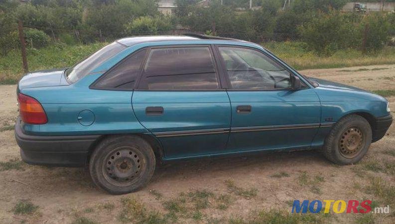 1994' Opel Astra photo #2