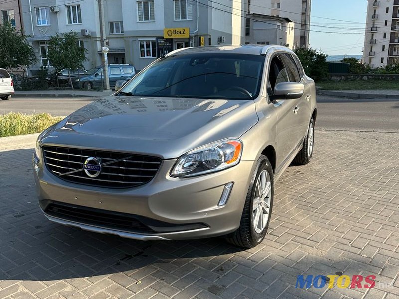 2016' Volvo XC60 photo #2